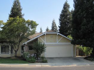 2474 Beverly Ave, Clovis, CA 93611