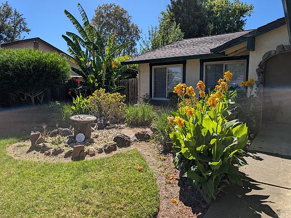 4th image of 654 Houston Court