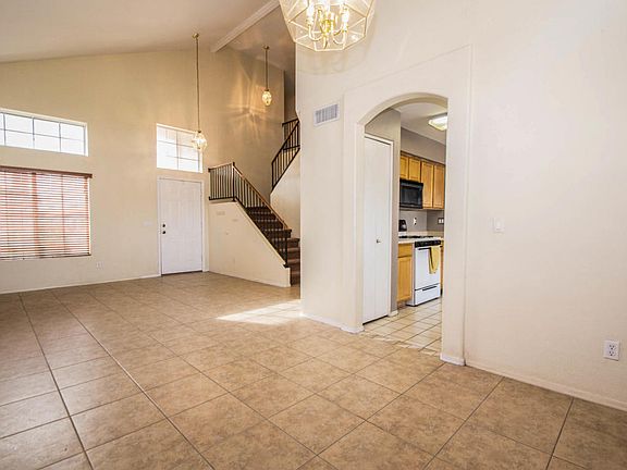 5th image of 5024 E Harmony Ave