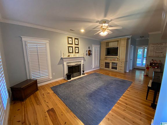 2nd image of 1117 Amberley Woods Dr