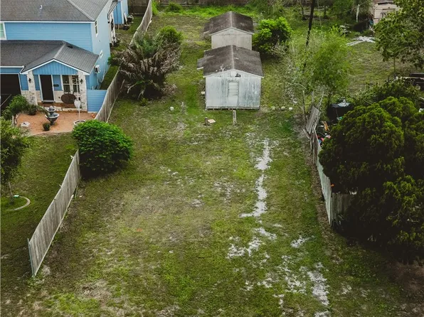 2621 Johanna St, Corpus Christi, TX 78415