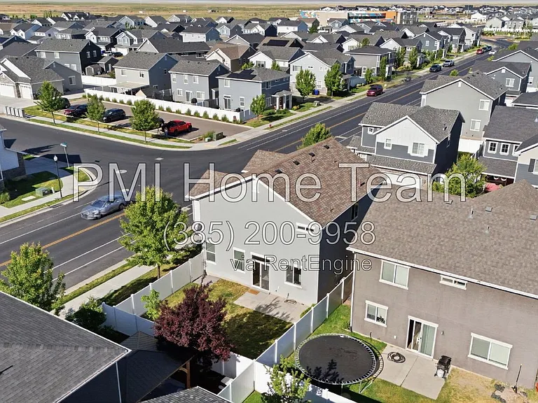 1812 W Parkview Dr — Photo 44