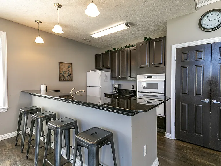 Lexington Ridge Apartments — Photo 16