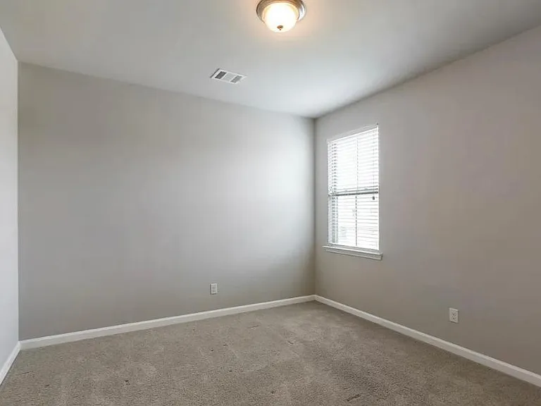 39394 Legacy Lake Dr — Photo 8