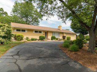 120 Wilkin Dr, Longmeadow, MA 01106