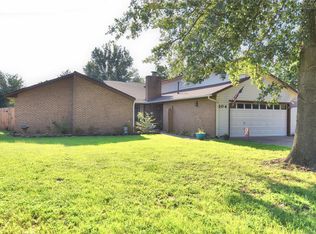 204 Gawf Ln, Muskogee, OK 74403