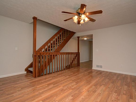 3rd image of 8200 Newark Ave