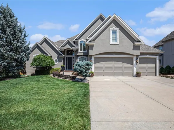 6405 N Spruce Ave, Kansas City, MO 64119