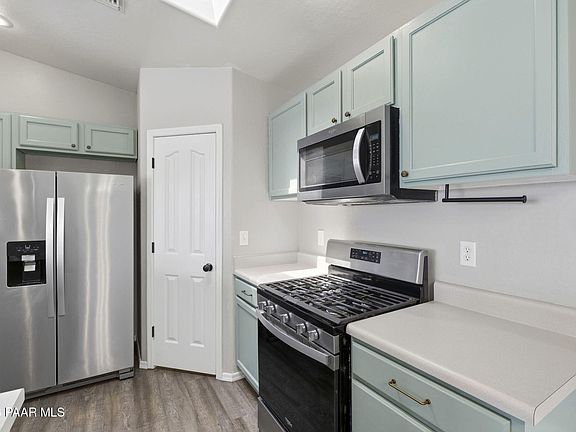 5th image of 2890 N Indian Wells Dr