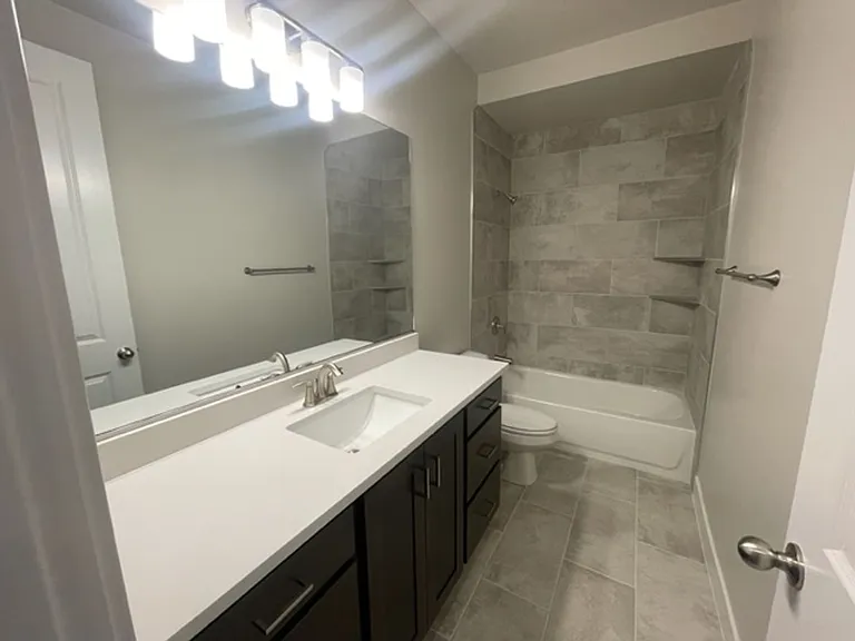 2142 W 380 S — Photo 11