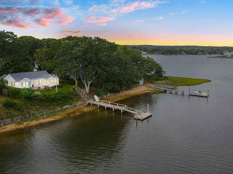 5 Bluff Point Ln — Photo 34