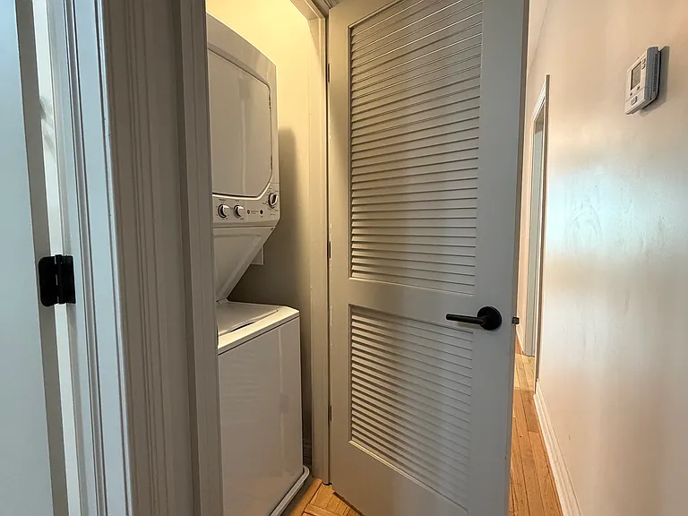 3530 W Dickens Ave #1 — Photo 14