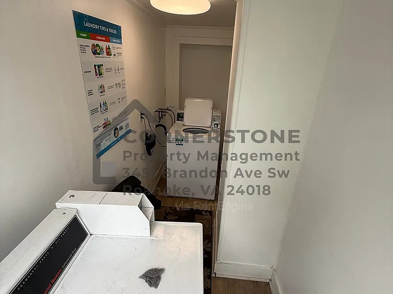 509 King George Ave SW #6 — Photo 2