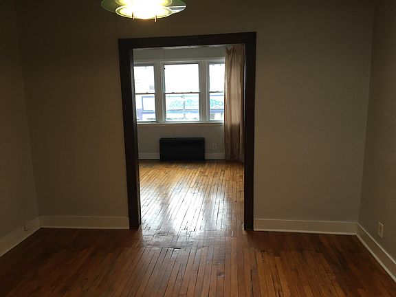 3rd image of 107 Washington Ave #1
