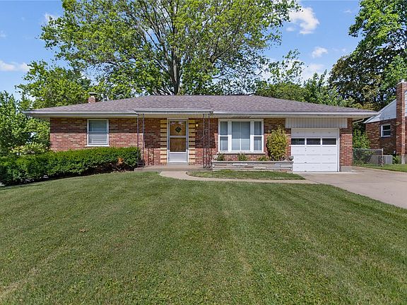 2nd image of 10151 Maryvale Ln