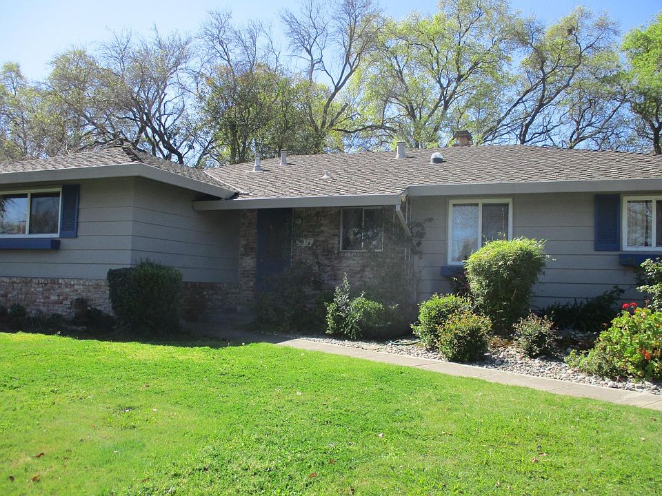 1st image of 6674 S Land Park Dr