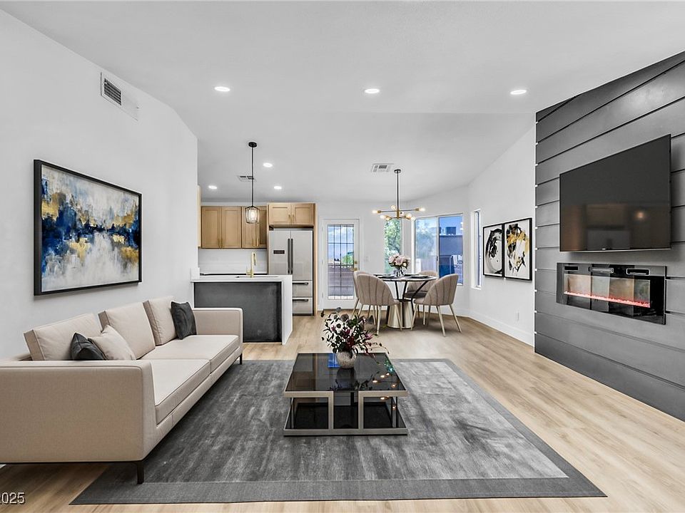 1st image of 2311 Sierra Sunrise St