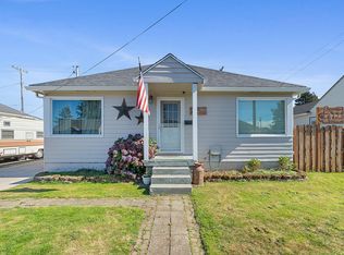 713 Manor Pl, Tillamook, OR 97141