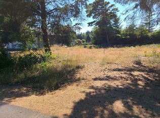 689 Copalis Ave NE, Ocean Shores, WA 98569