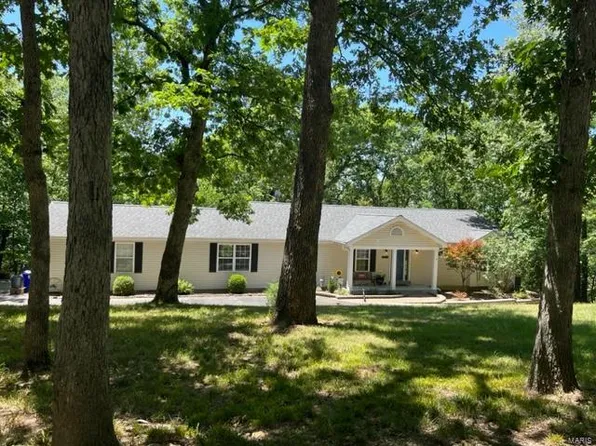 18532 Hawks Hill Rd, Pacific, MO 63069