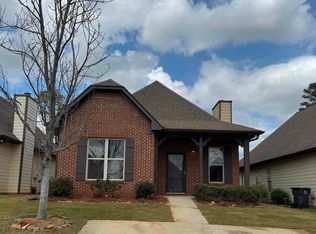 1209 Savannah Ln, Calera, AL 35040