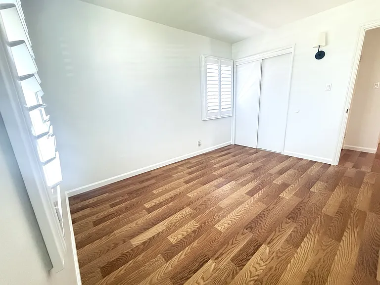 4133 Joan Ave — Photo 15