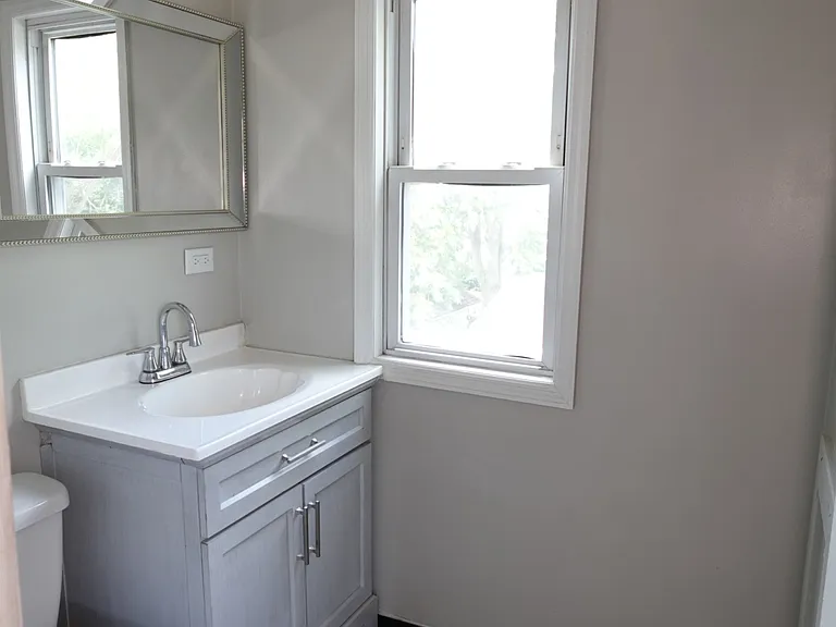 472 Michigan Ave #2 — Photo 14