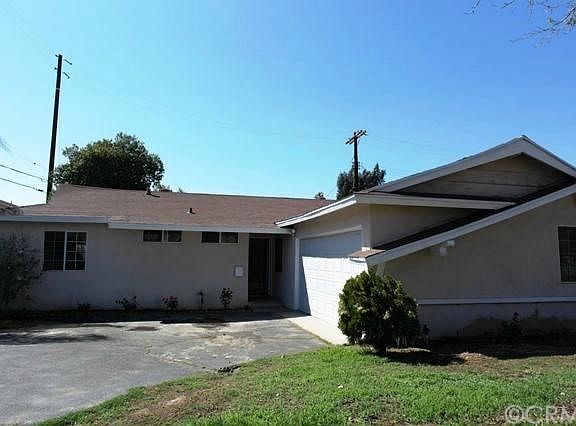 2nd image of 8051 Agnes Ave