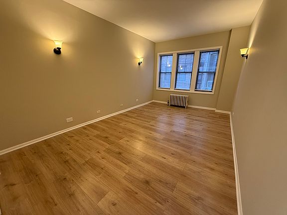 5th image of 1523 1/2 W Farwell Ave APT 1A