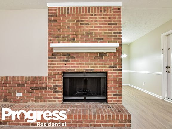 4th image of 1635 Sugarmaple Ln SW