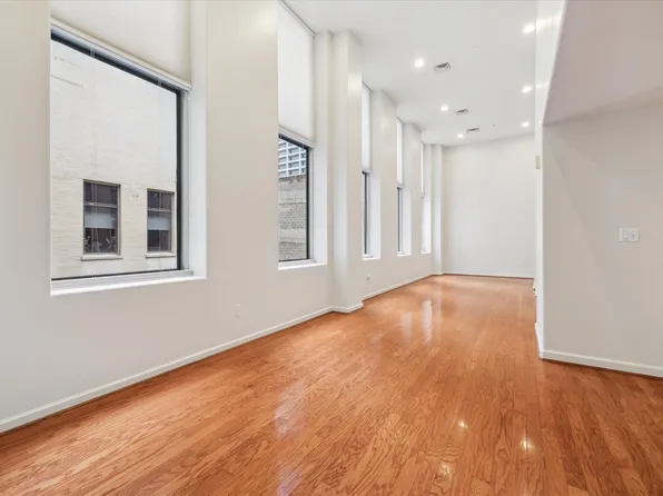 914 Main St Unit 1104, Houston, TX 77002