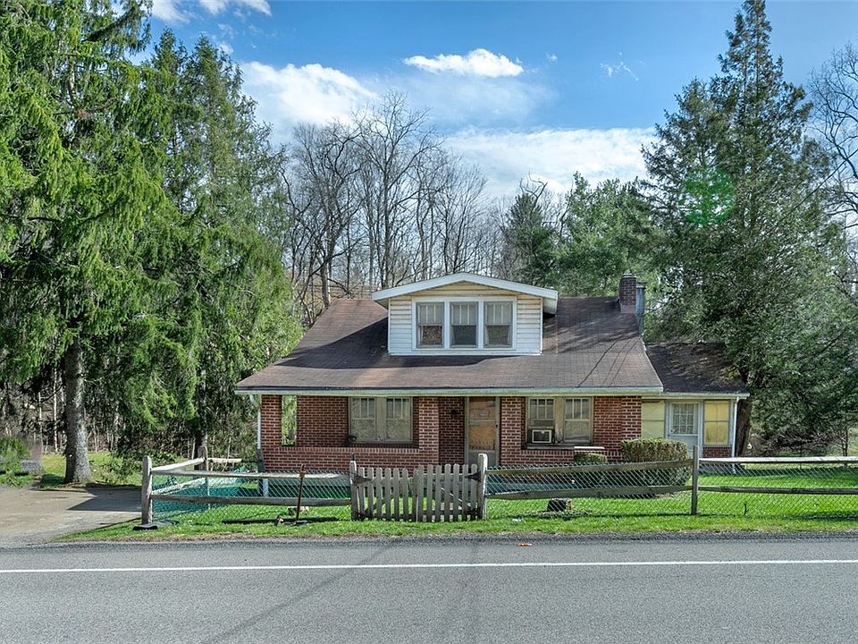1st image of 831 Dry Run Rd