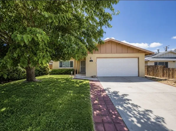 1141 Mayo St, Ridgecrest, CA 93555