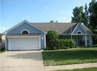 705 SE 11th St, Lees Summit, MO 64081