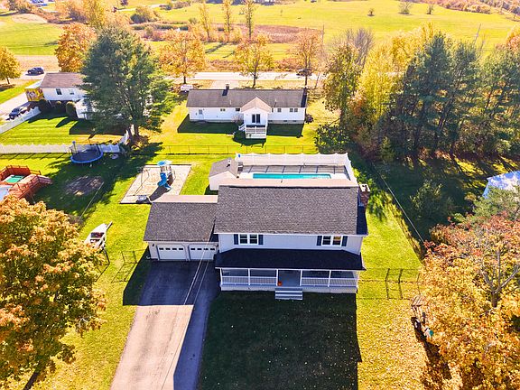 2nd image of 69 Hempstead Avenue