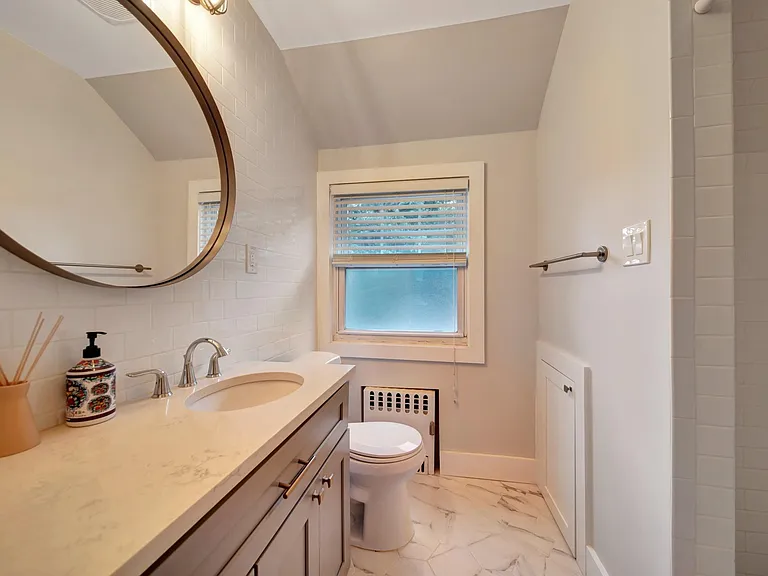 352 Durie Ave — Photo 12