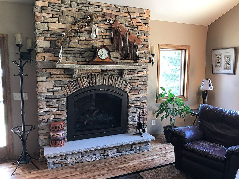 1st image of 910 Rockwood Ln