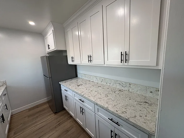 1112 S Atlantic Blvd #W — Photo 13