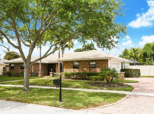 6821 S Grande Dr, Boca Raton, FL 33433