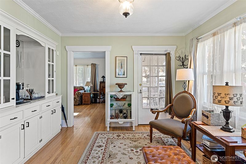 5th image of 401 S 17th Avenue