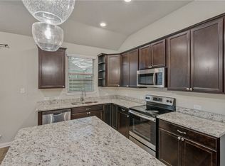 2130 Markley Dr, Bryan, TX 77807