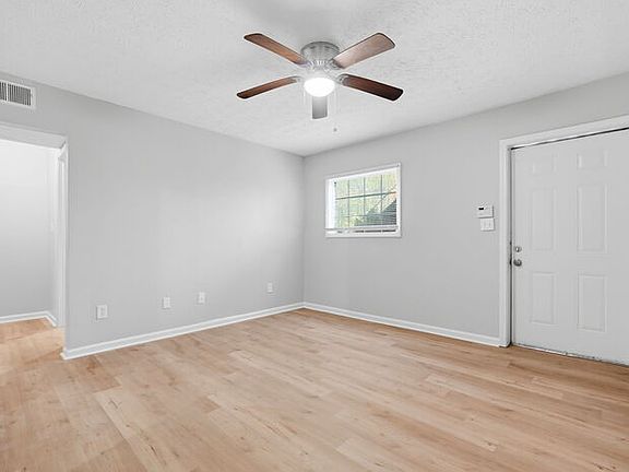 5th image of 865 Hank Aaron Dr SE #204