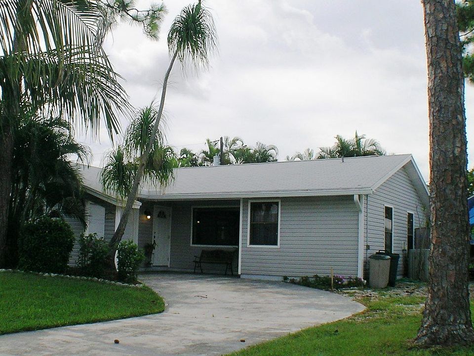 1st image of 5470 Greenwood Dr
