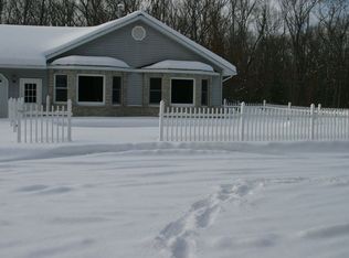 1966 E 84th St, Newaygo, MI 49337