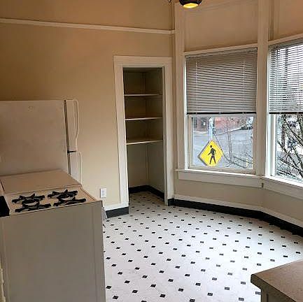 Large kitchen with enough room for small table/chairs