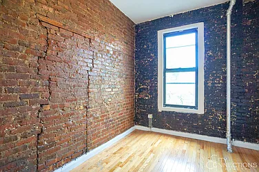 Rented by City Connections Realty