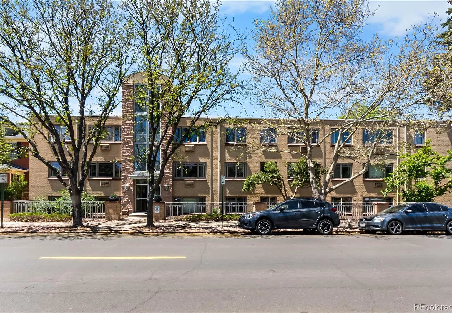 South Pearl Commons — Photo 1