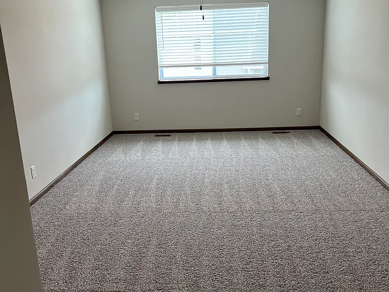 6416 Maple View Ct — Photo 9