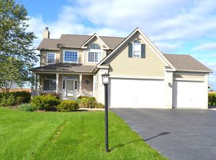 8785 Sonoma Trl, Spring Grove, IL 60081