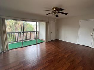 3814 N Lake Dr UNIT 69, Tampa, FL 33614